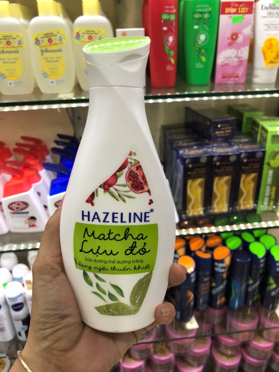 [HCM]Sữa Dưỡng Thể Hazeline Matcha Lựu Đỏ 230gr