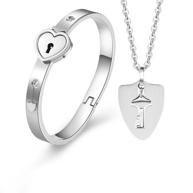 Set bộ đôi vòng tay chìa khóa trái tim