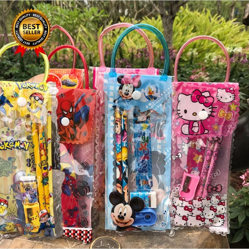 Bộ dụng cụ học tập cho bé