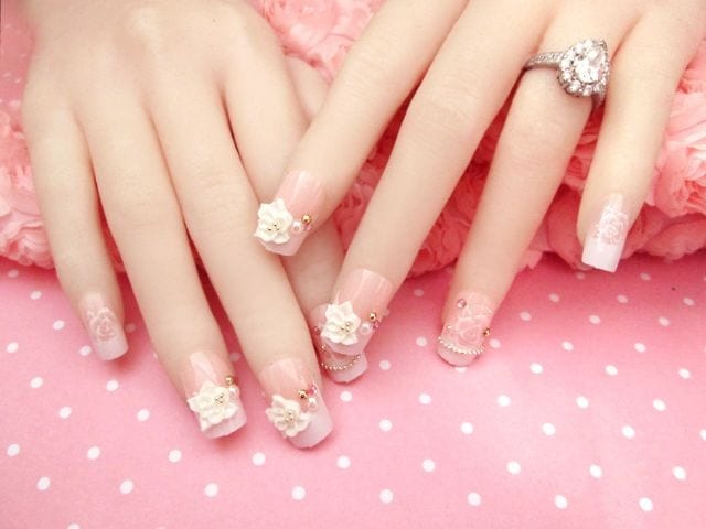 Sét 24 Móng Tay Giả Nude Đính Hoa Đá (kèm Dũa +Keo)