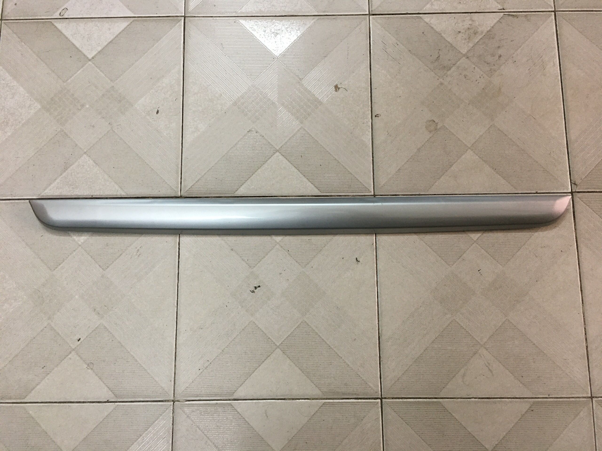 Ốp đèn soi biển số Kenbo KB650