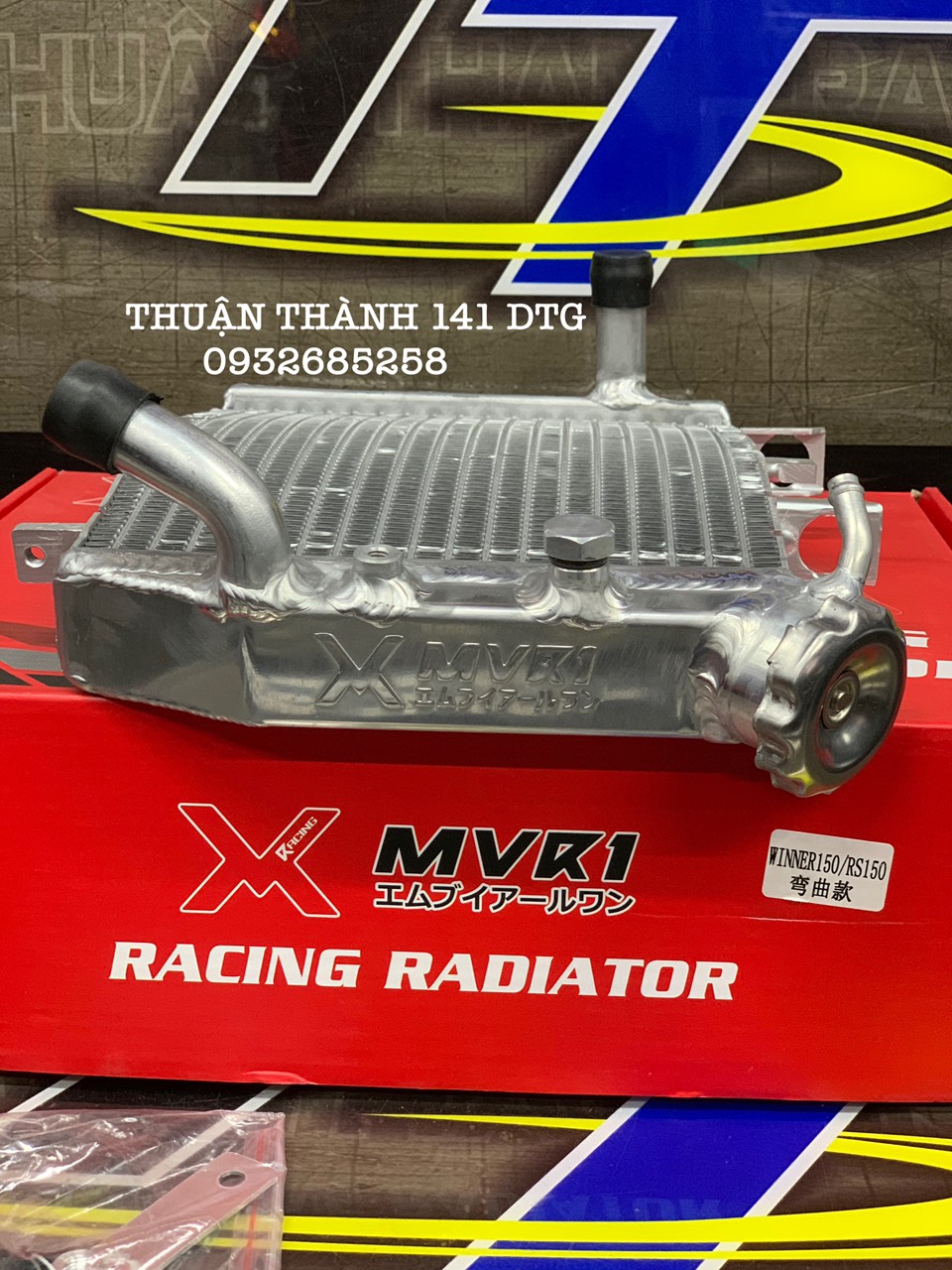 KÉT NƯỚC CONG X1R LƯỚI TITAN XE WINNER / SONIC