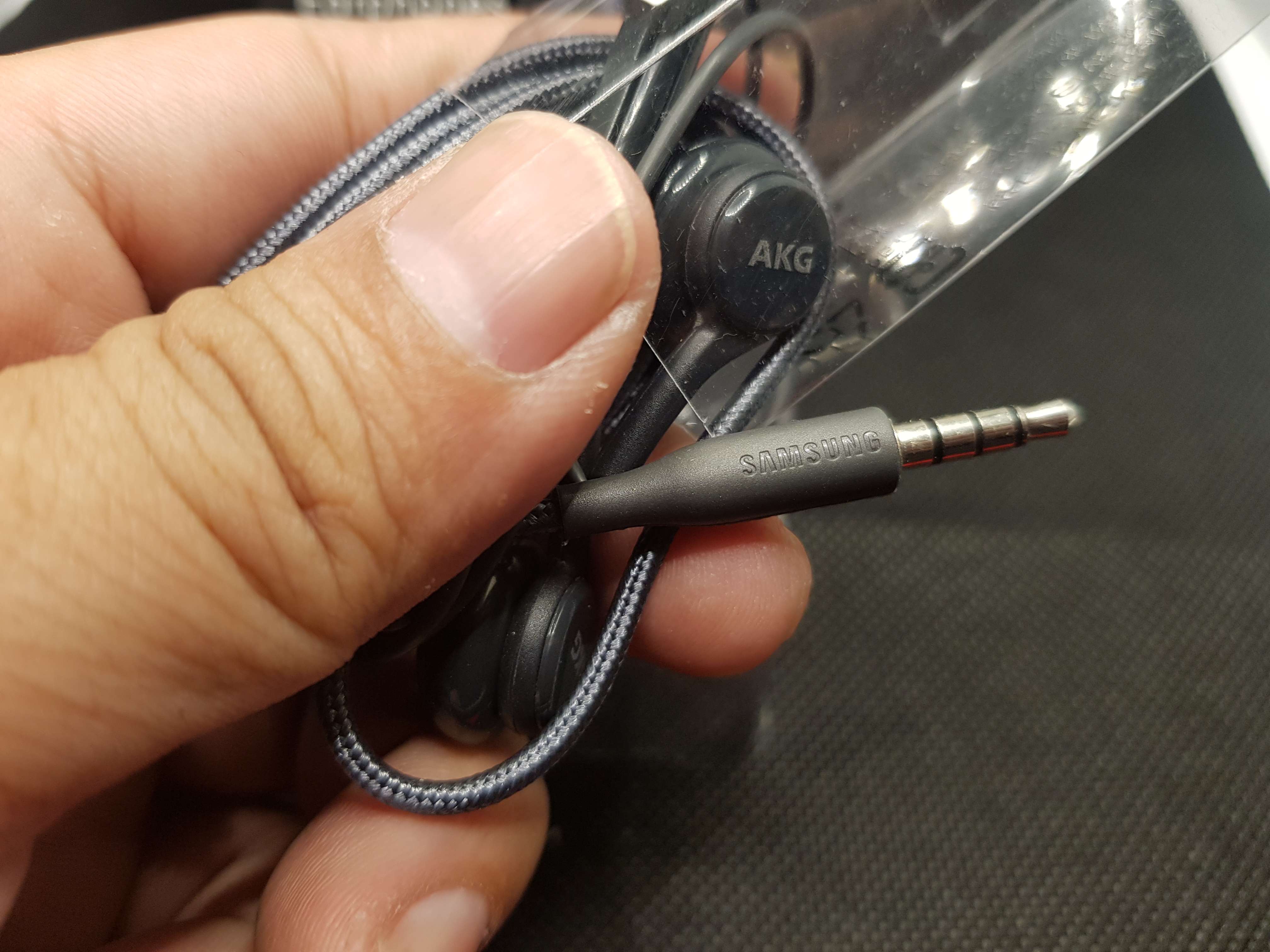 Tai Nghe AKG samsung S8