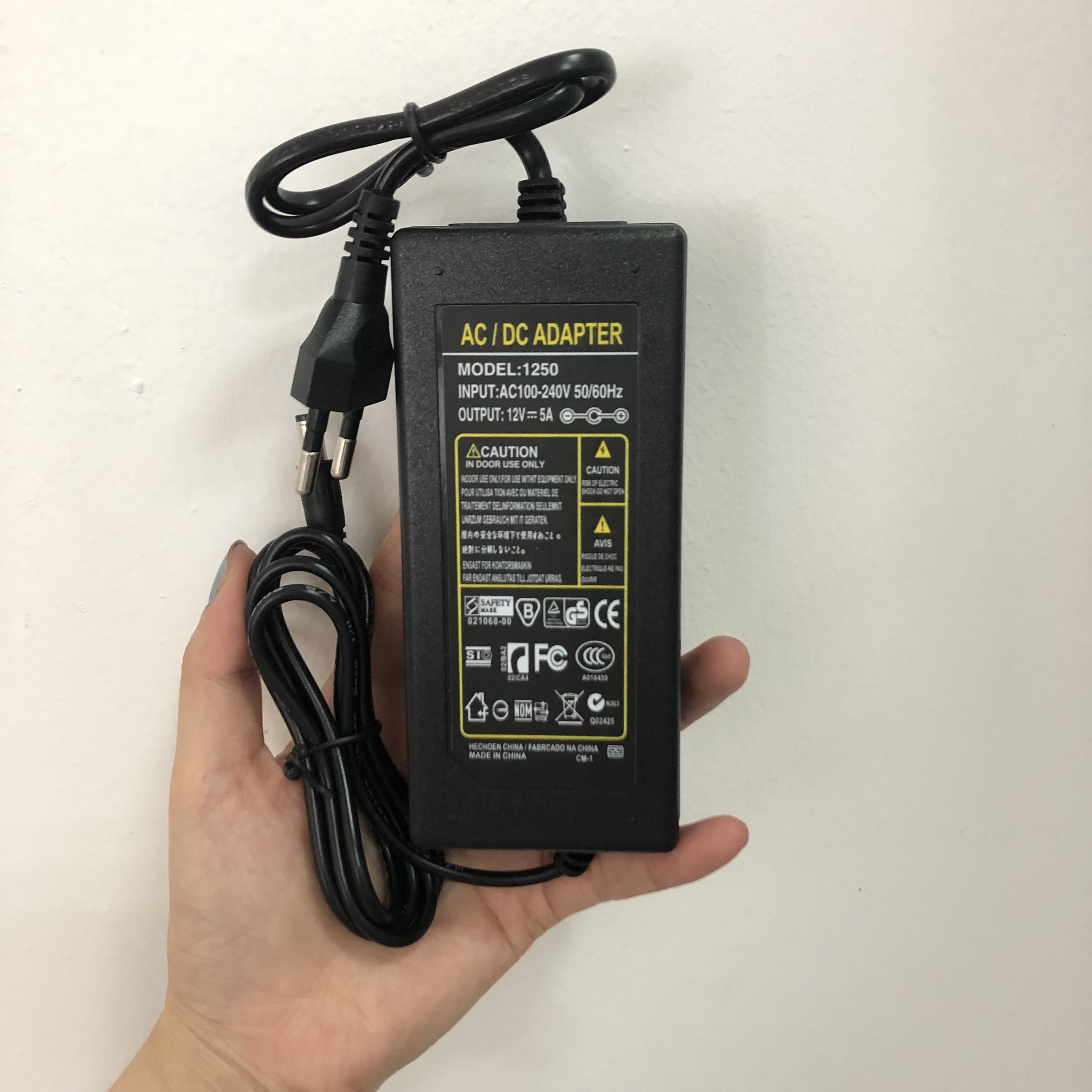 Bộ đổi nguồn 12V 5a Adapter 12v 5a