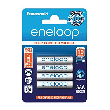 Pin Sạc AAA Panasonic Eneloop 750mAh Vỉ 4 Viên (Trắng)