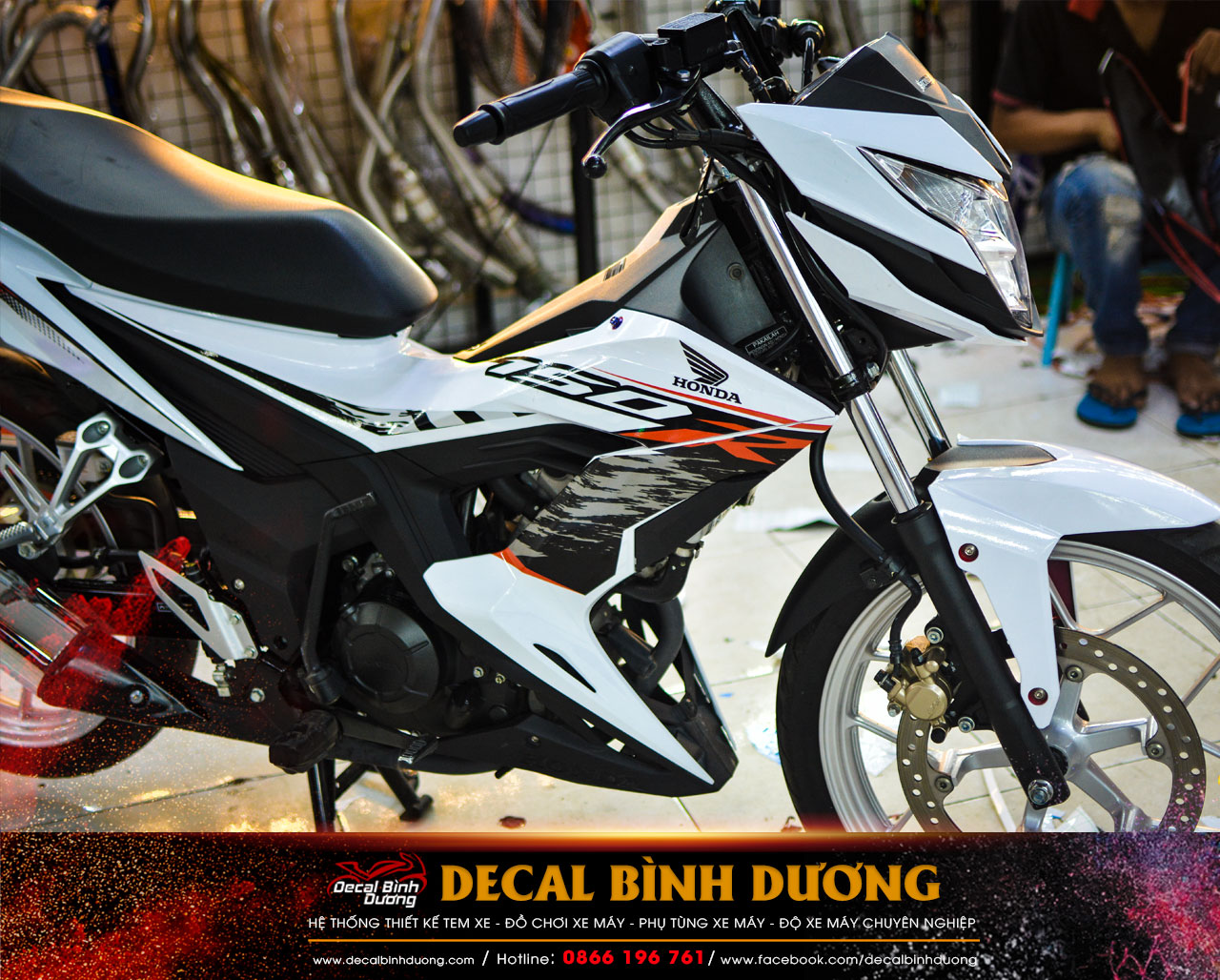 Tem Xe Sonic 150R - Tem Sonic Trắng Đỏ Đen - Decal Trùm Sonic
