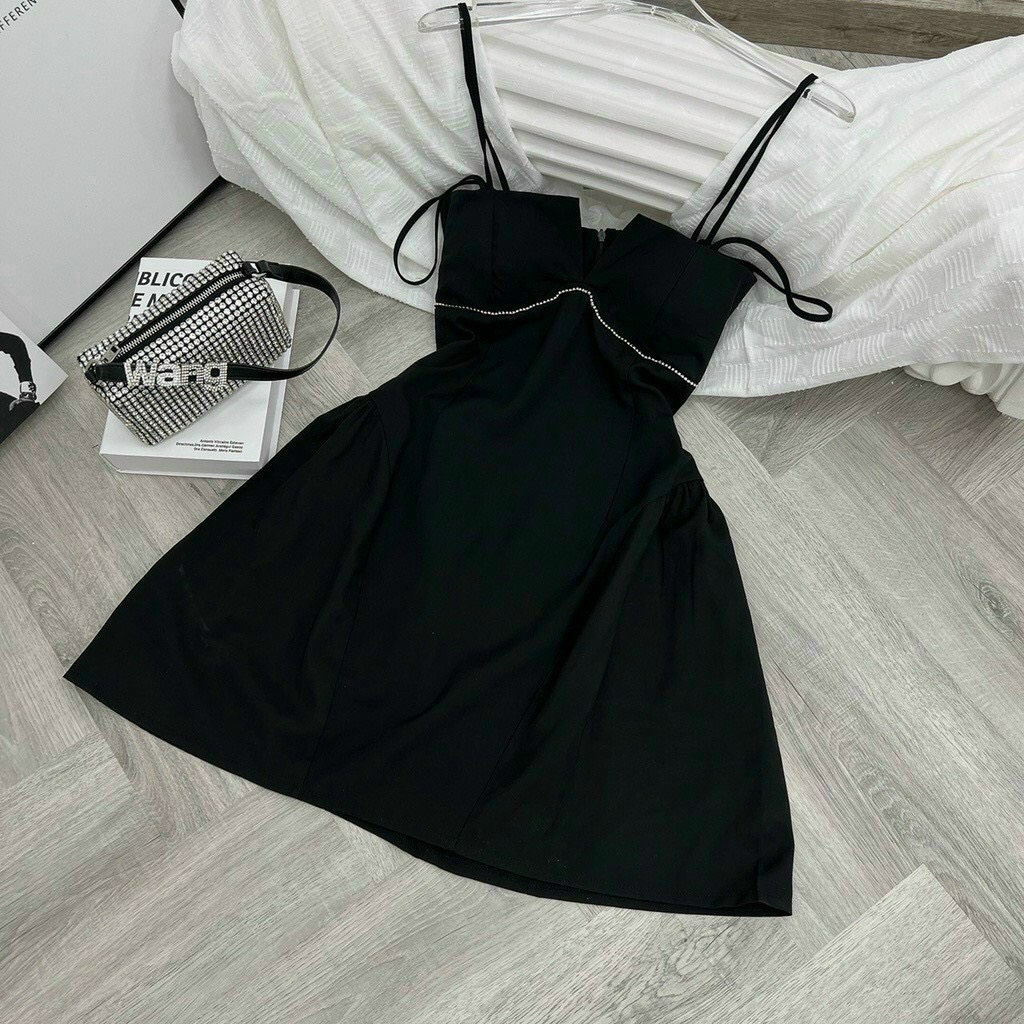 Đầm nữ . đầm suông , đầm xòe , đầm Umi chạy ngực dây kim sa có mút đầm mặc tôn dáng sexy
