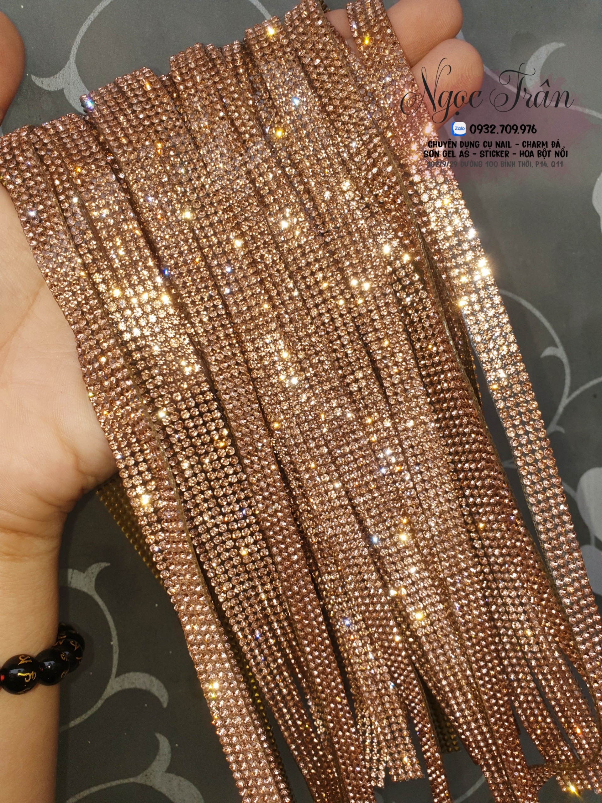 Cuộn Charm Dây Đá Viền Trang Trí Móng