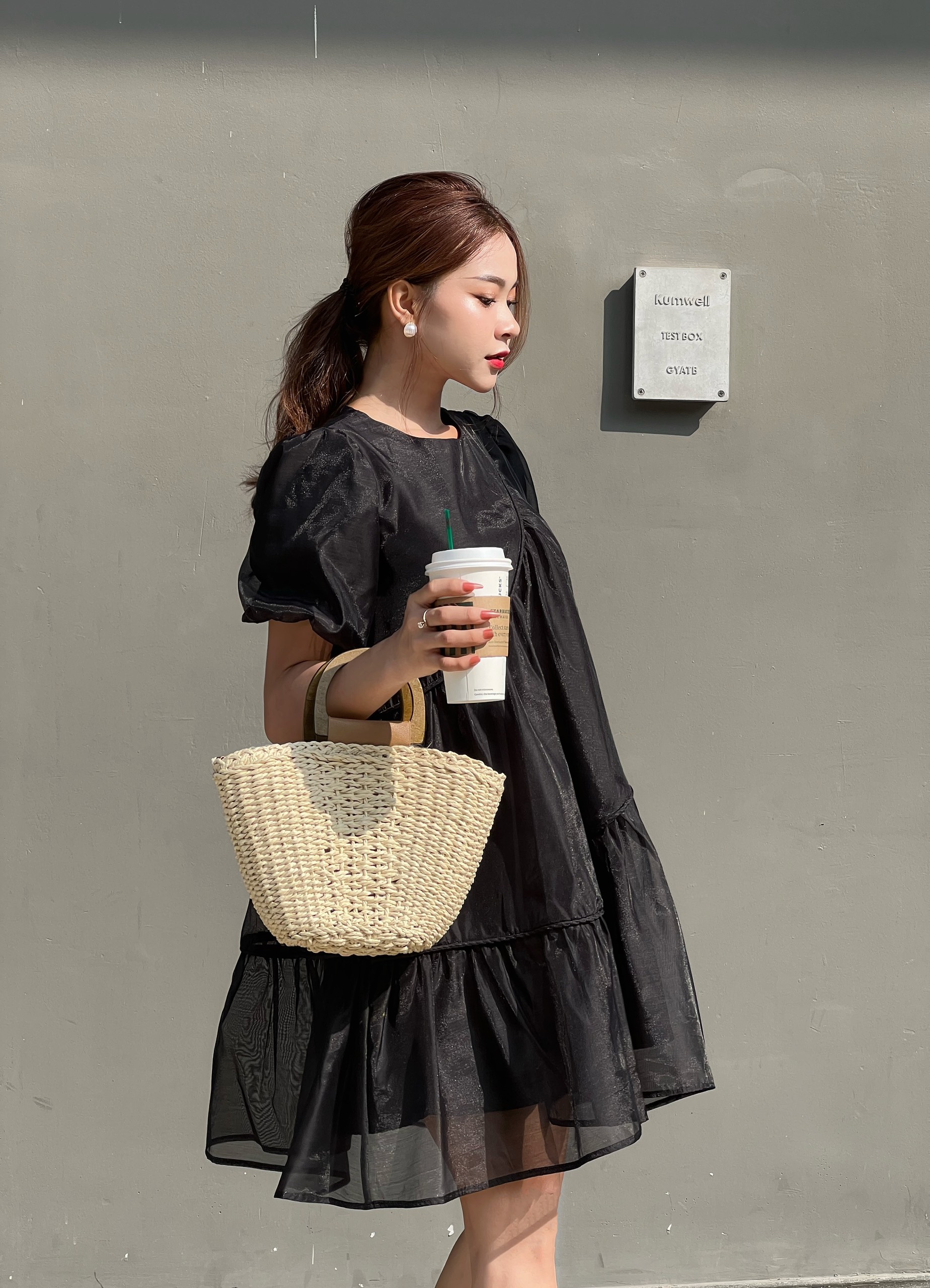 Đầm babydoll ngắn vặn thừng Joven