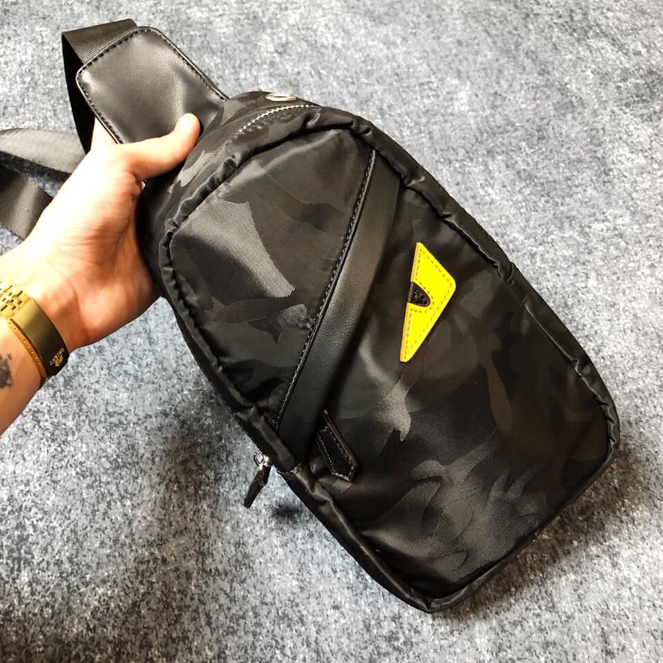 [HCM][ SALE HOT ] TÚI ĐEO CHÉO BAPE 1 MẮT QUỶ