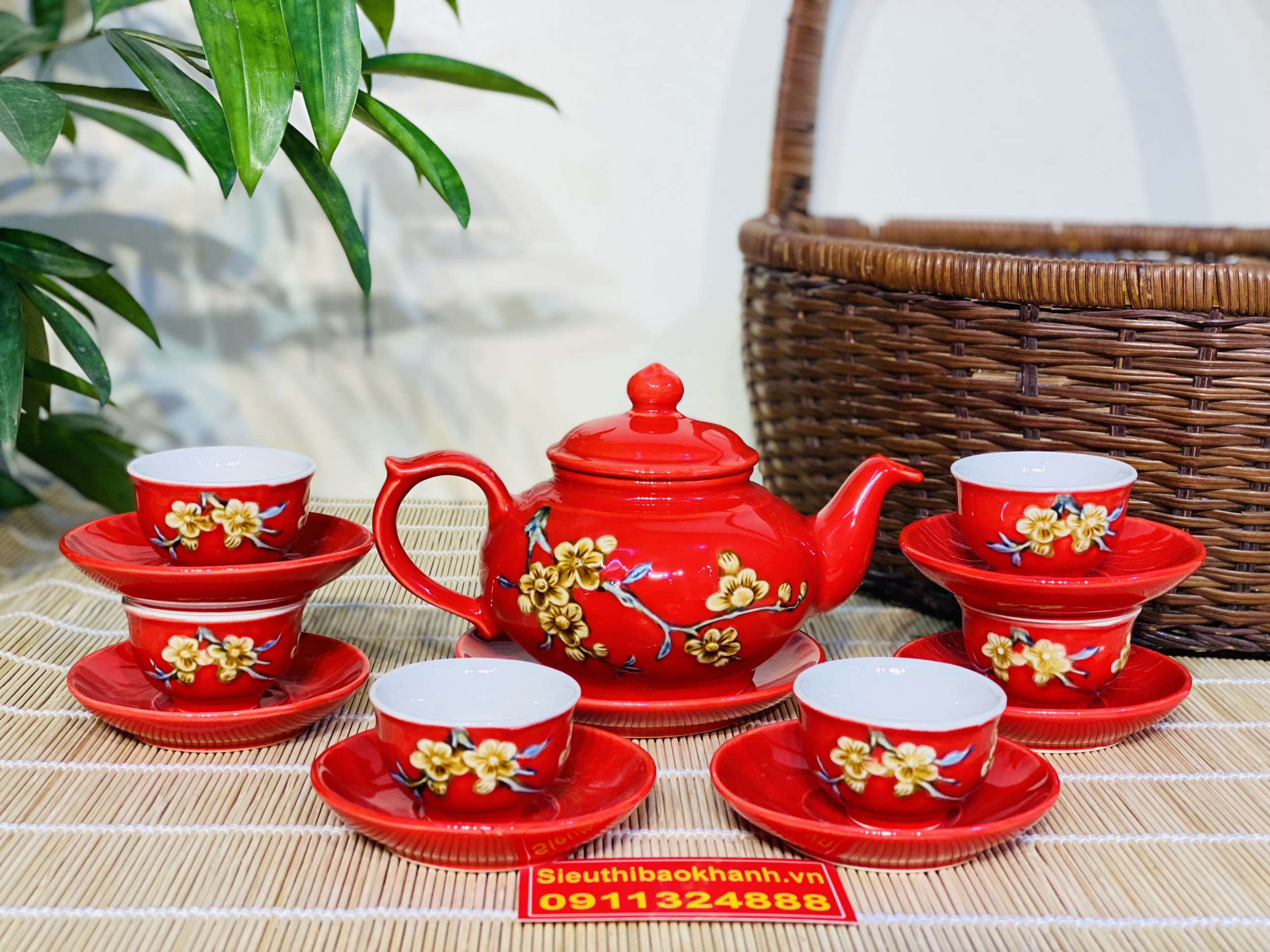 Bộ Ấm Chén, ấm trà men Đỏ đắp nổi gốm sứ Bát Tràng cao cấp chính hãng 350ml-Ấm chén Bảo Khánh