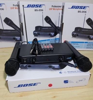 [HCM]Micro không dây WR 206 – Micro gia đình – Micro karaoke