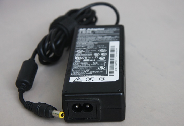 SẠC LAPTOP IBM 16V 4.5A (72W) ZIN BẢN GỐC
