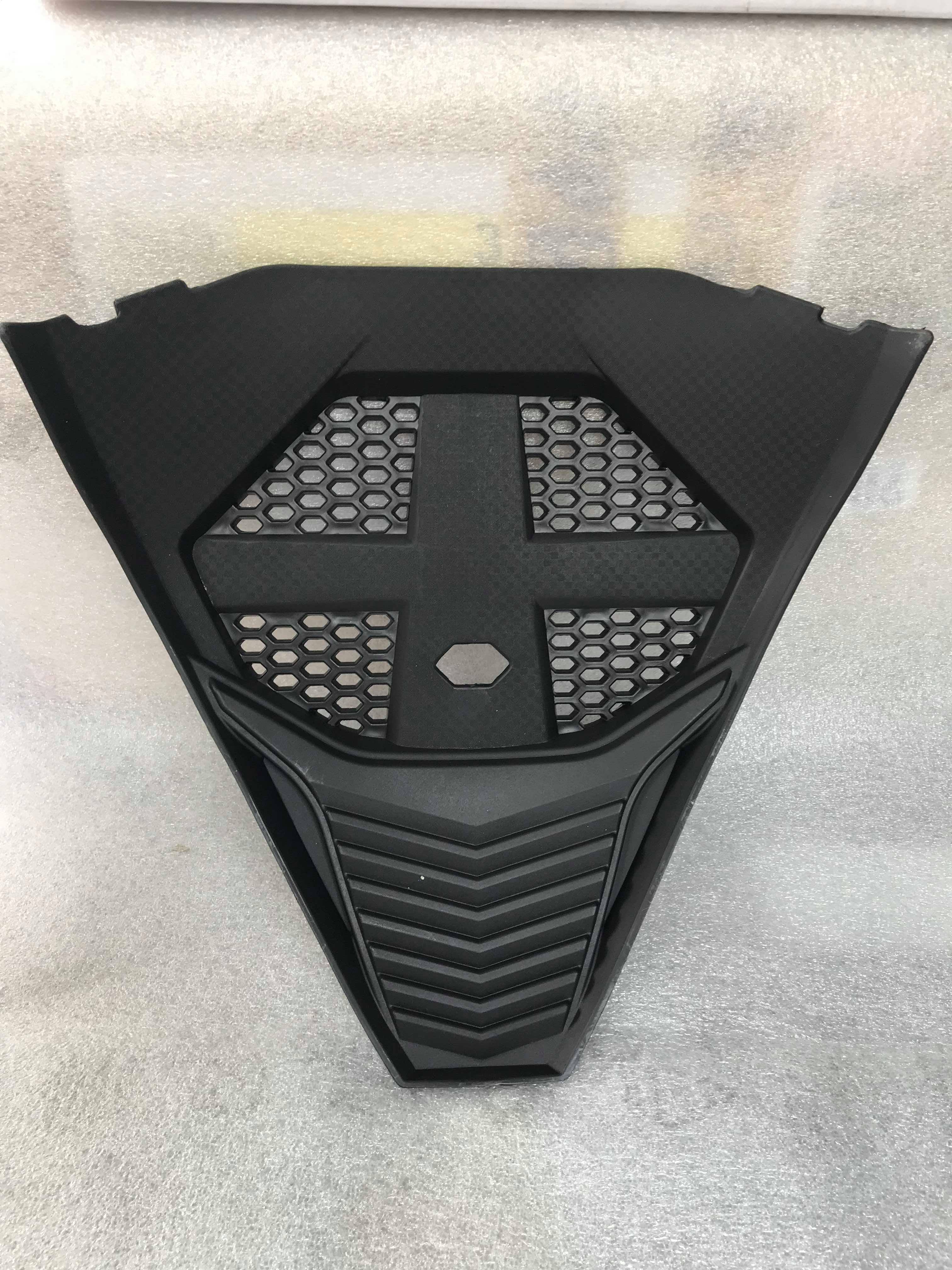 TAM GIÁC WINNER X NHỰA SƠN MÀU ĐẸP