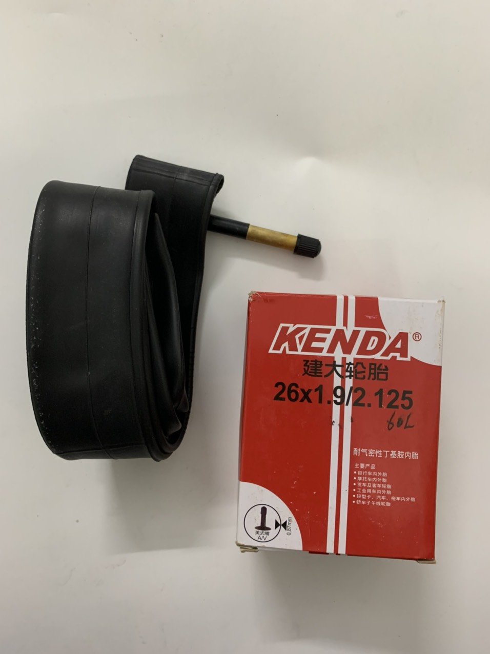 Săm kenda 26*1.9-2.125 av 60l cho xe đạp van dài