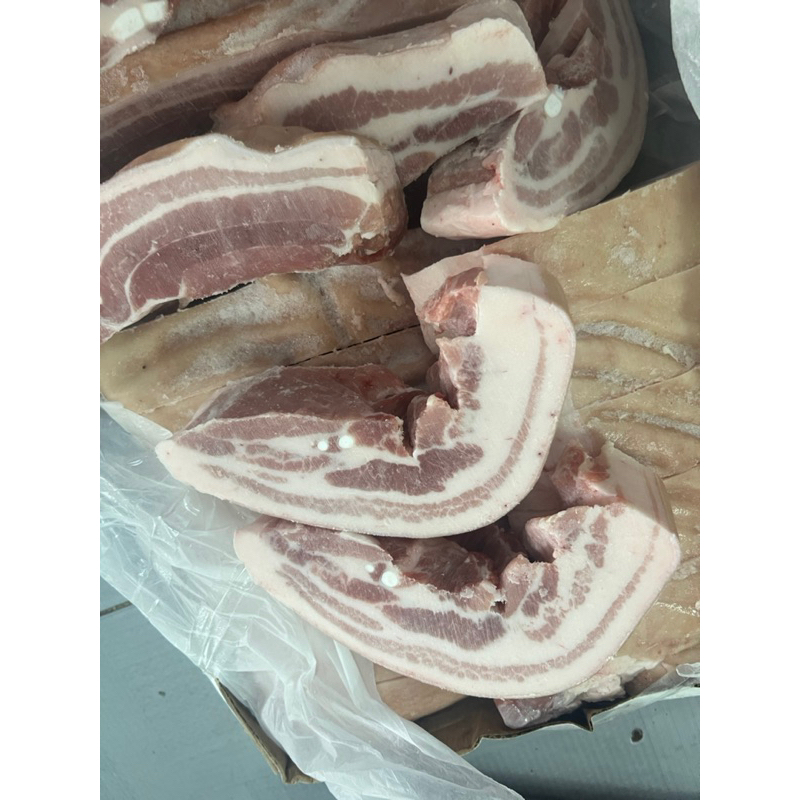 Thịt BA RỌI RÚT SƯỜN 700g (giao tphcm)
