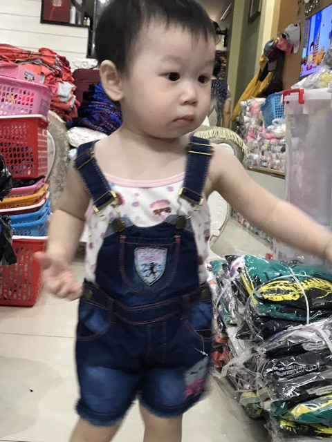 Yếm Jeans cho bé 10kg -24kg