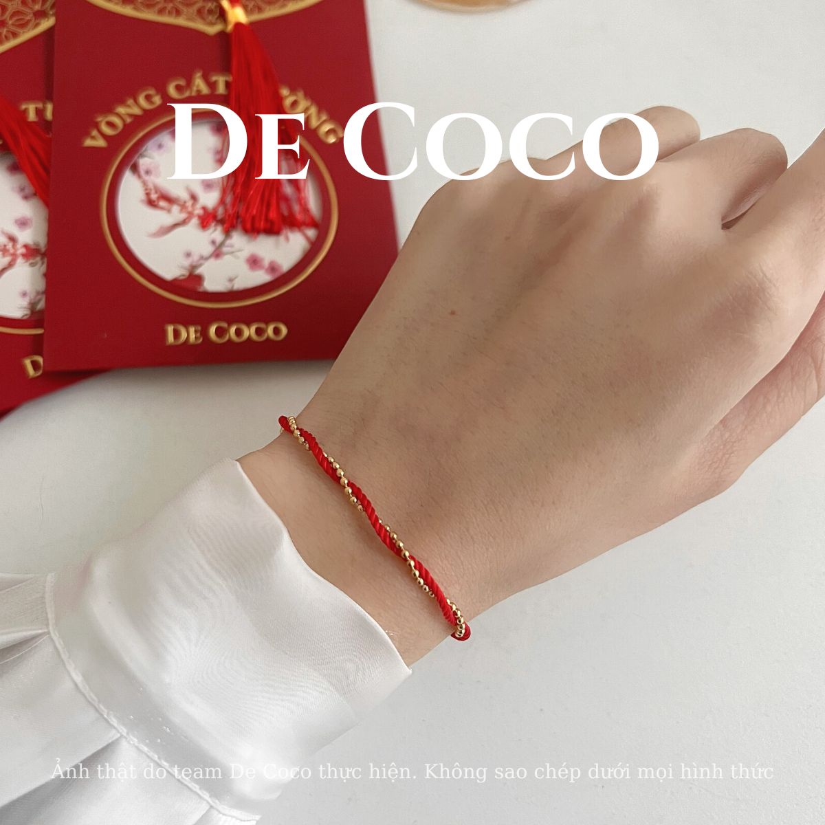 Vòng tay sợi chỉ đỏ may mắn Cát Tường De Coco