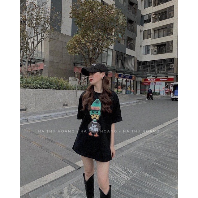 Áo phông vịt đội mũ len xanh