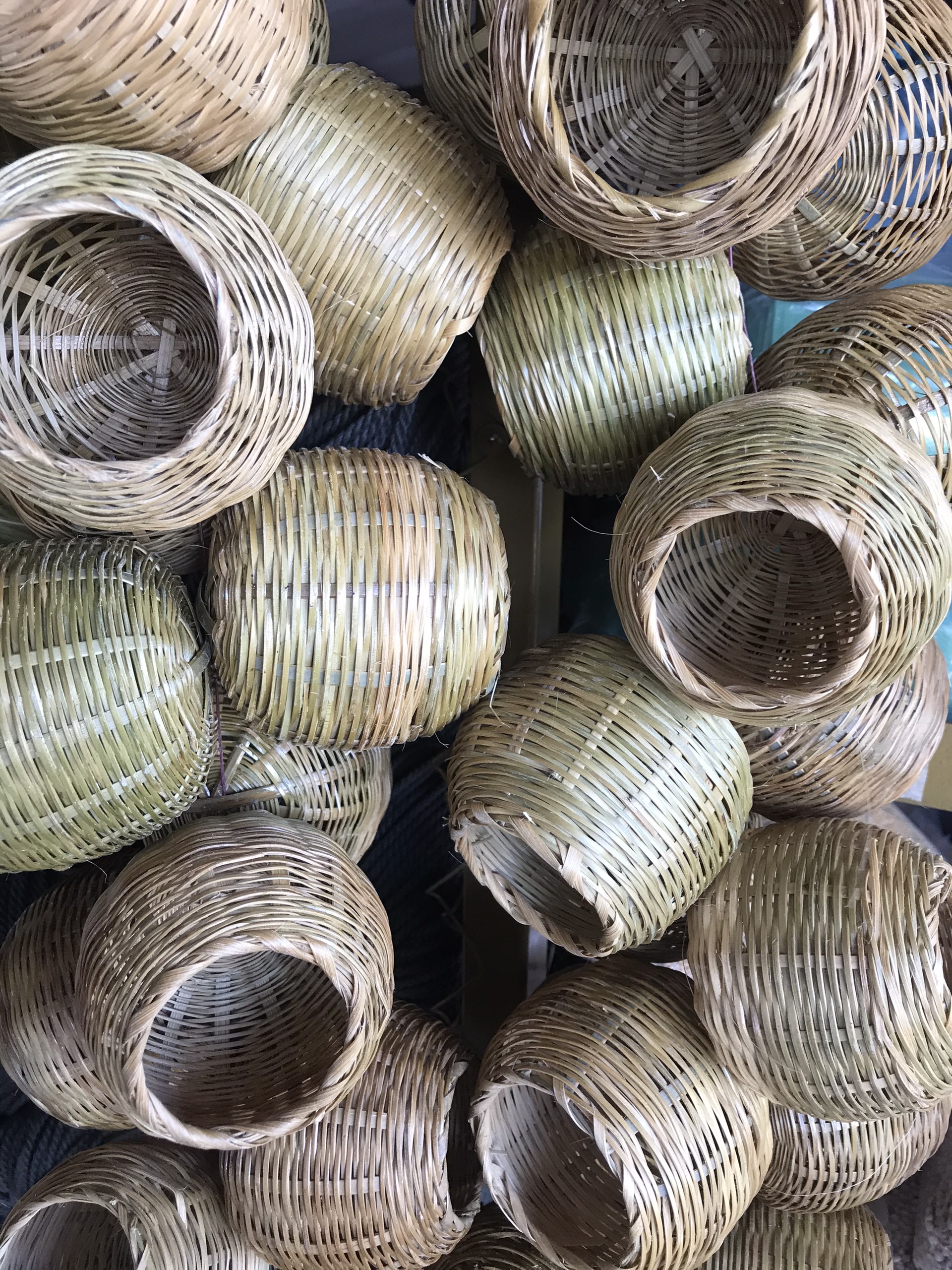 Rọ cu/GIỎ THÓC cho chim cu gáy ( cóng đựng lúa cho cu gáy)