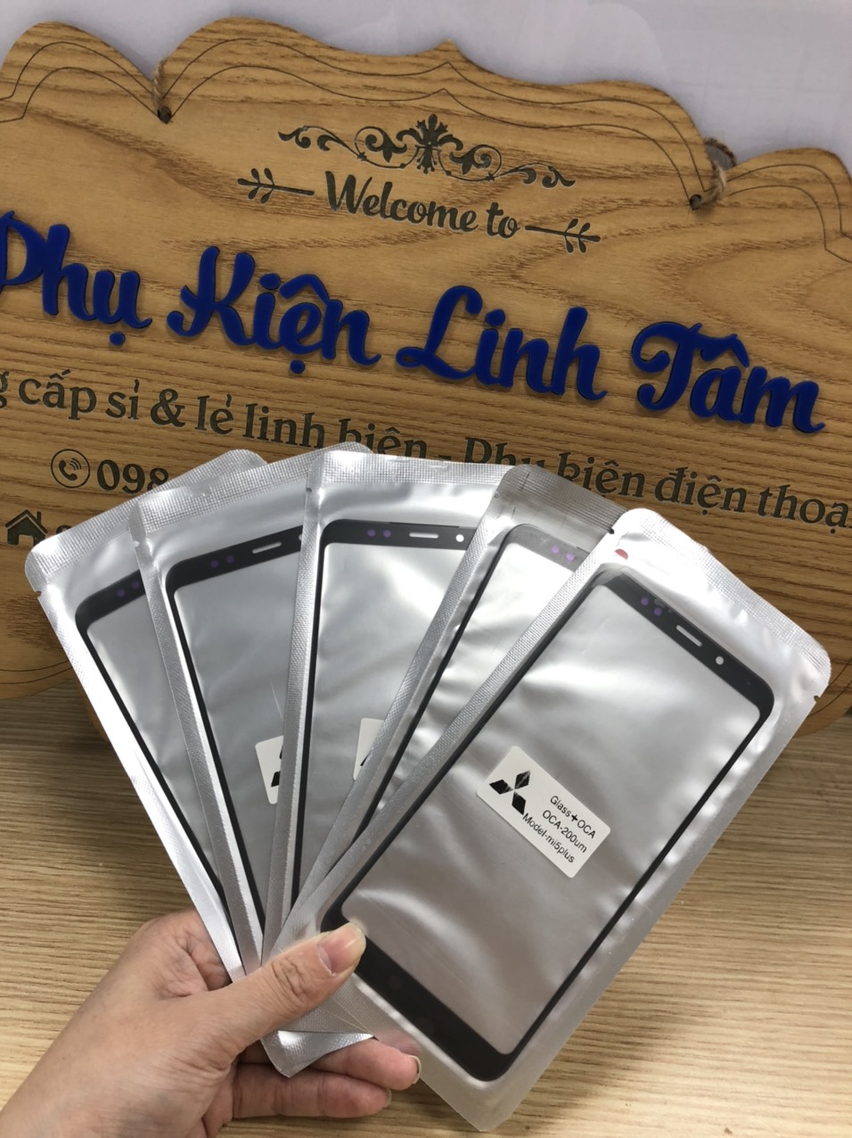 Mặt kính Xiaomi Redmi 5 Plus thay thế