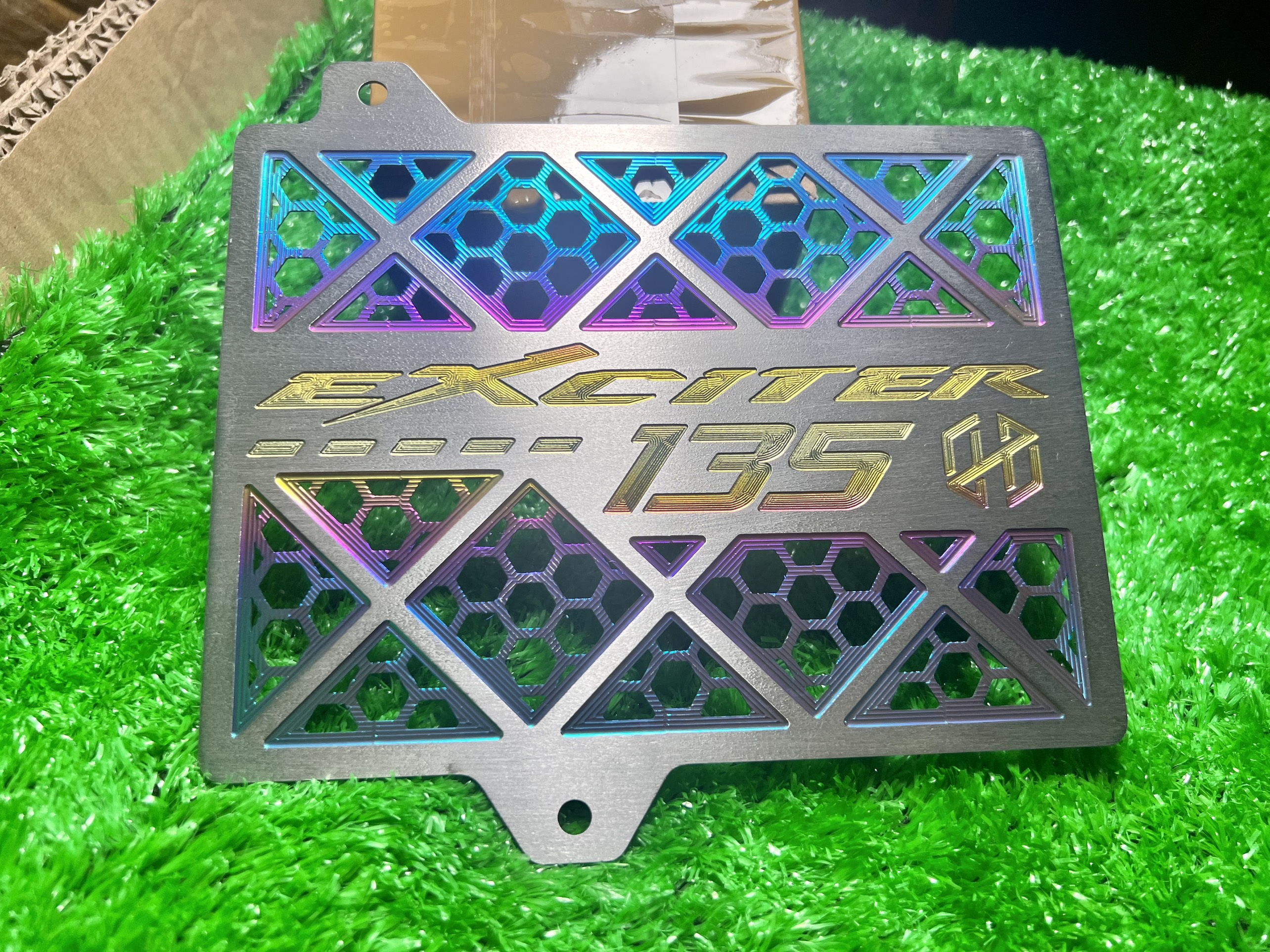 Che Két Nước Exciter Đời 2006 / 2010 Titanium Kèm Ắc Chêm