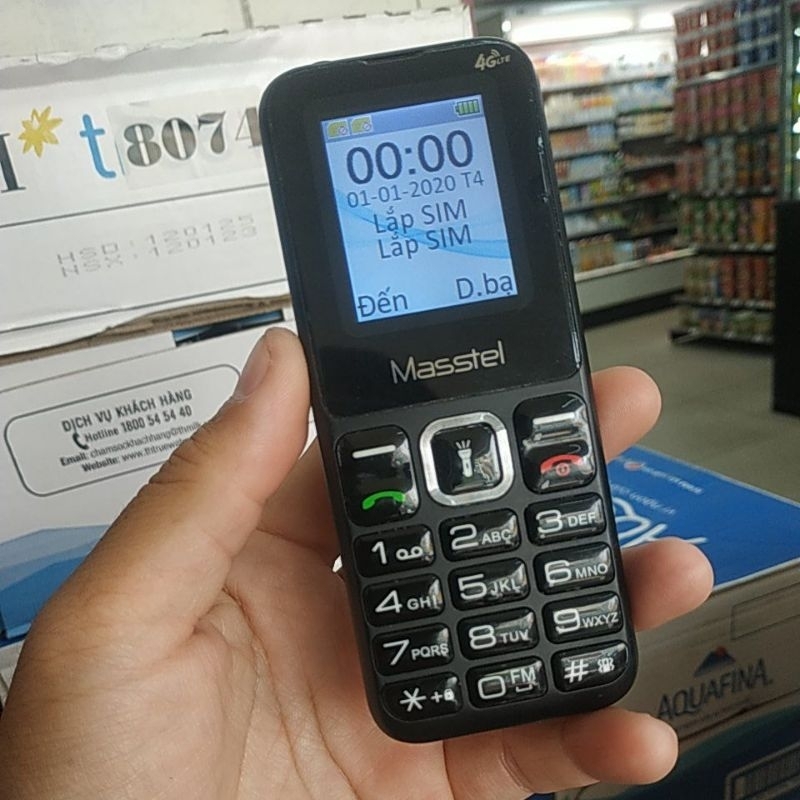 Điện thoại Masstel IZI 10 4G