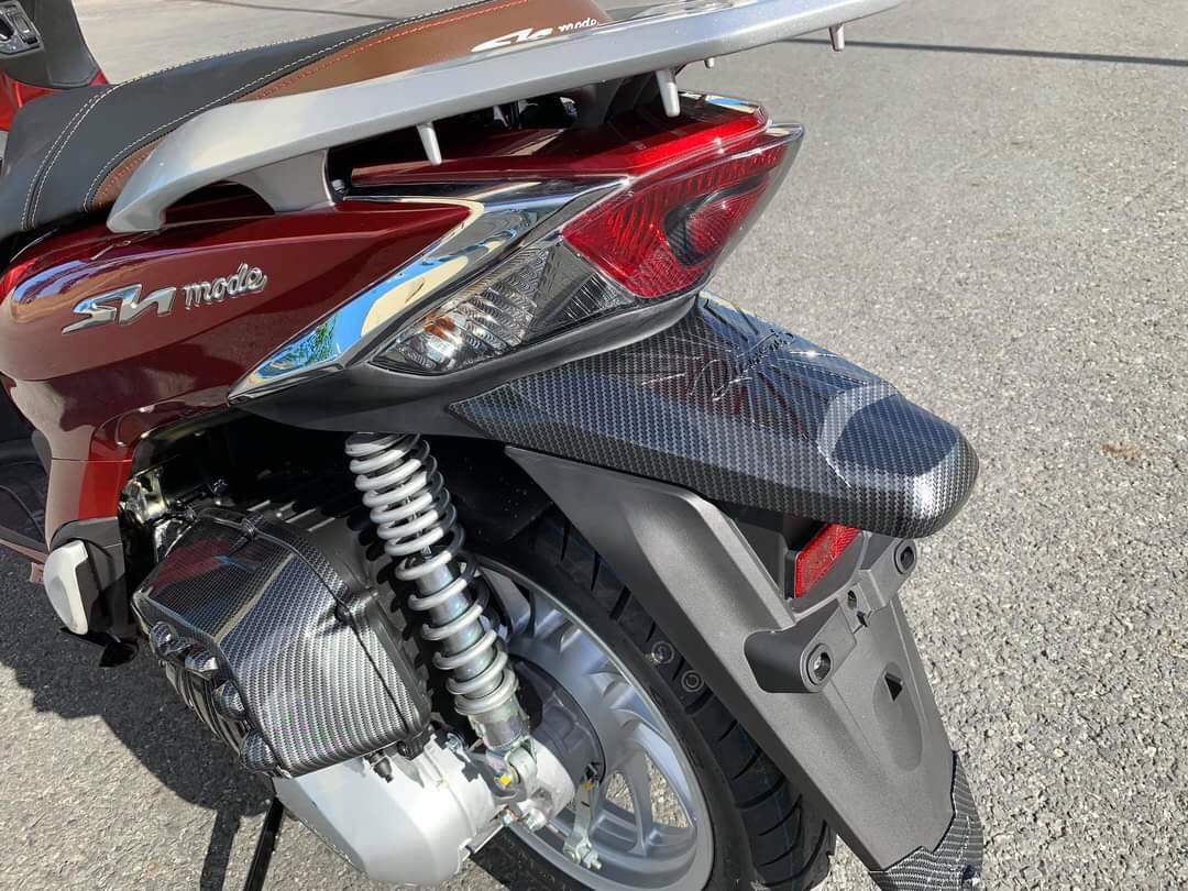 CÓC ĐÈN SH MODE 2020 CARBON