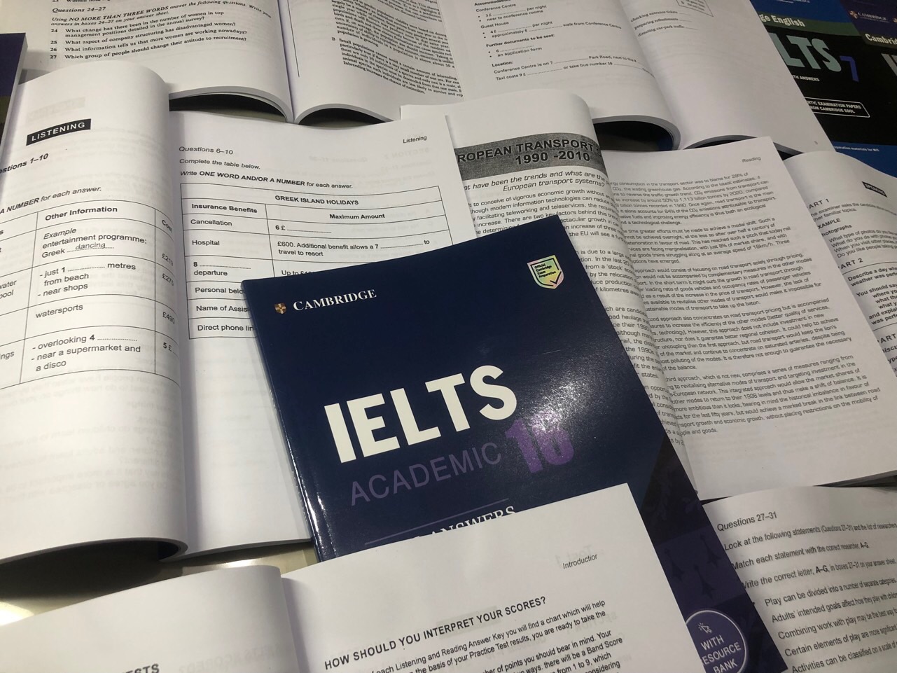 Sách Cambridge IELTS 1-17 (File nghe được gửi qua mail)