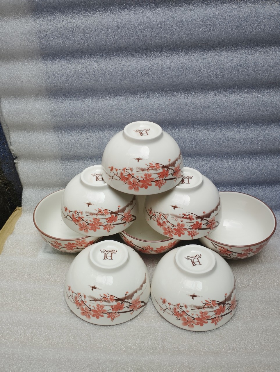 Combo 10 chén , 5 chén sứ hoa văn 4d hoa đỏ 11cm gl125, chén cơm trắng 11cm, chén chấm trắng 8.5cm