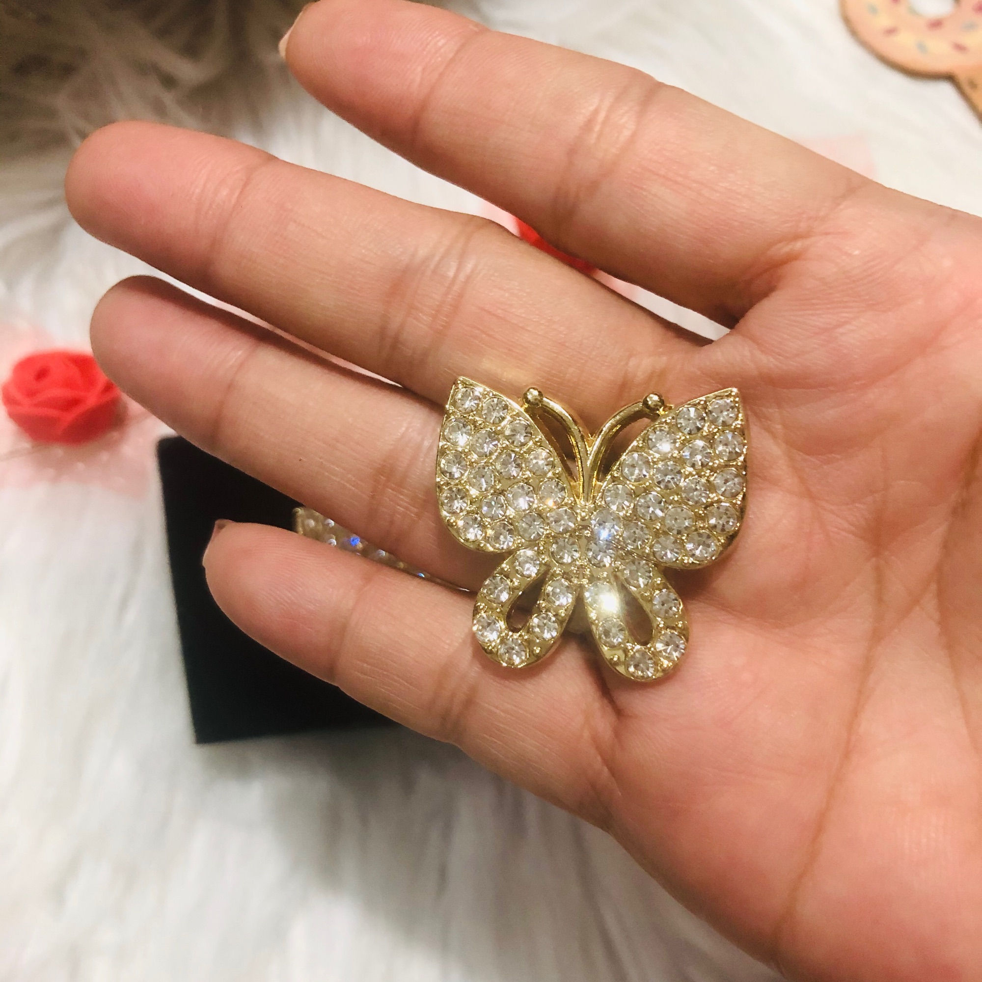 [HCM]Cài áo con bướm full đá. KT 3 x 35cm