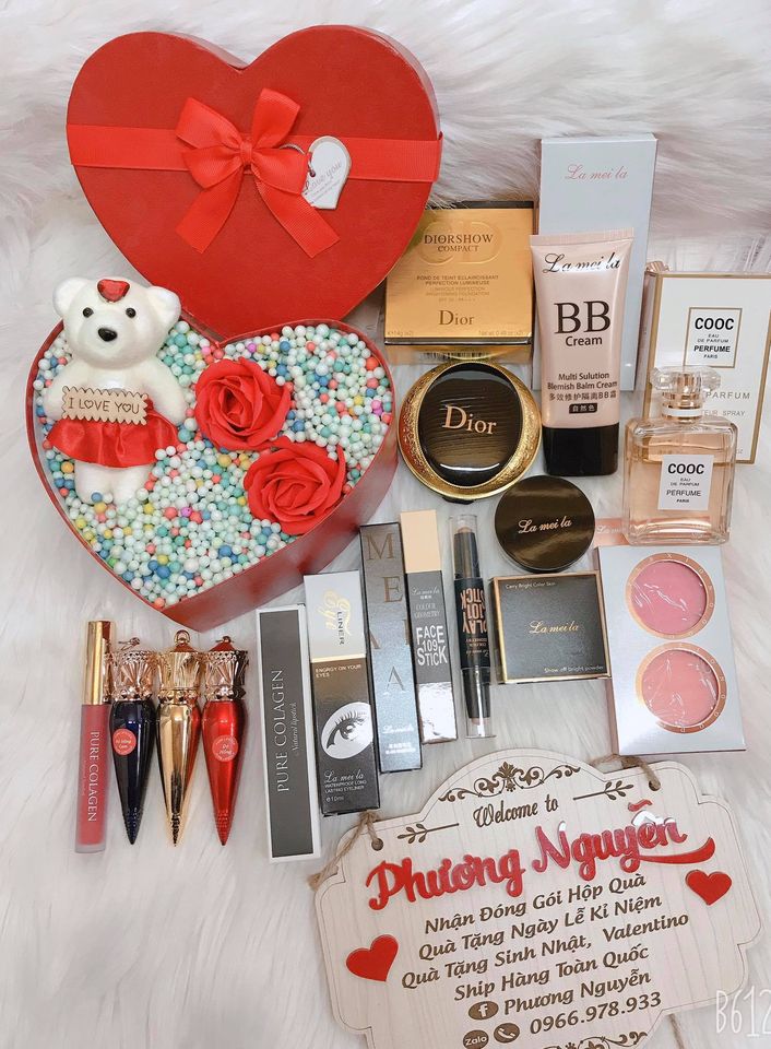 Hộp Quà Tặng Cho Bạn Gái