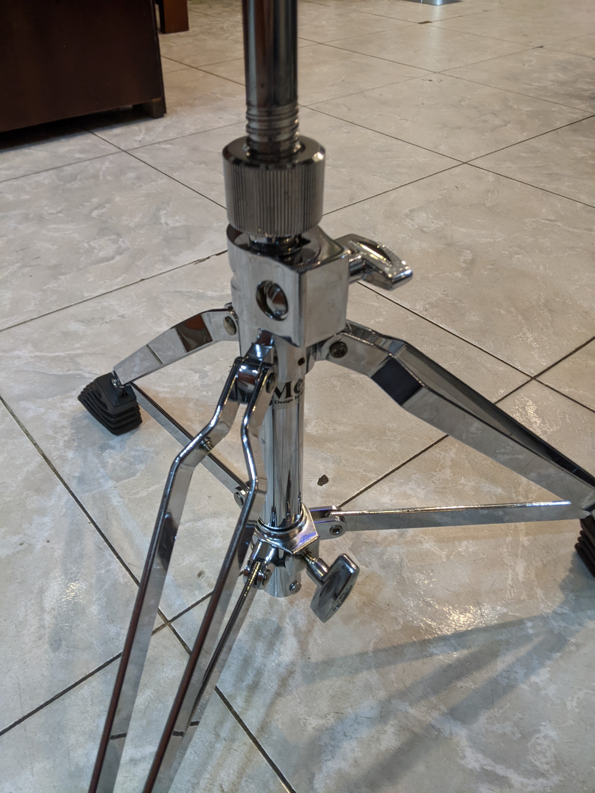 Ghế ngồi đánh trống MES T-500