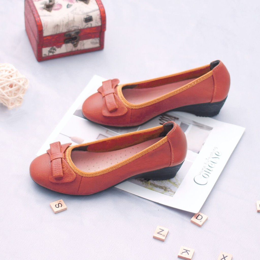 Giày Đế Xuồng 4cm 3622 Màu Bò