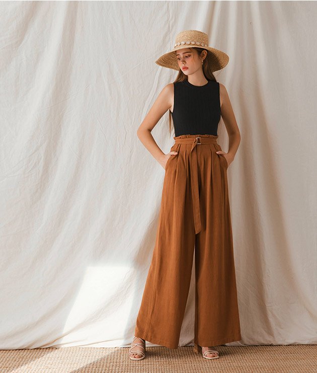 Áo sát nách cổ tròn len gân sọc nổi