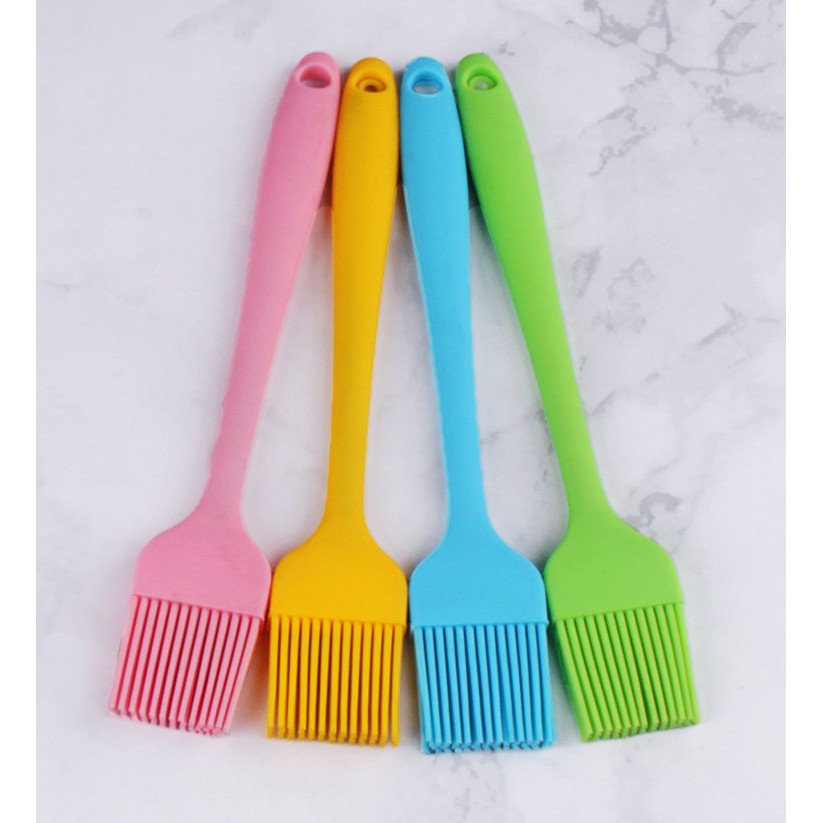 Cọ dầu silicon, 2size , màu random