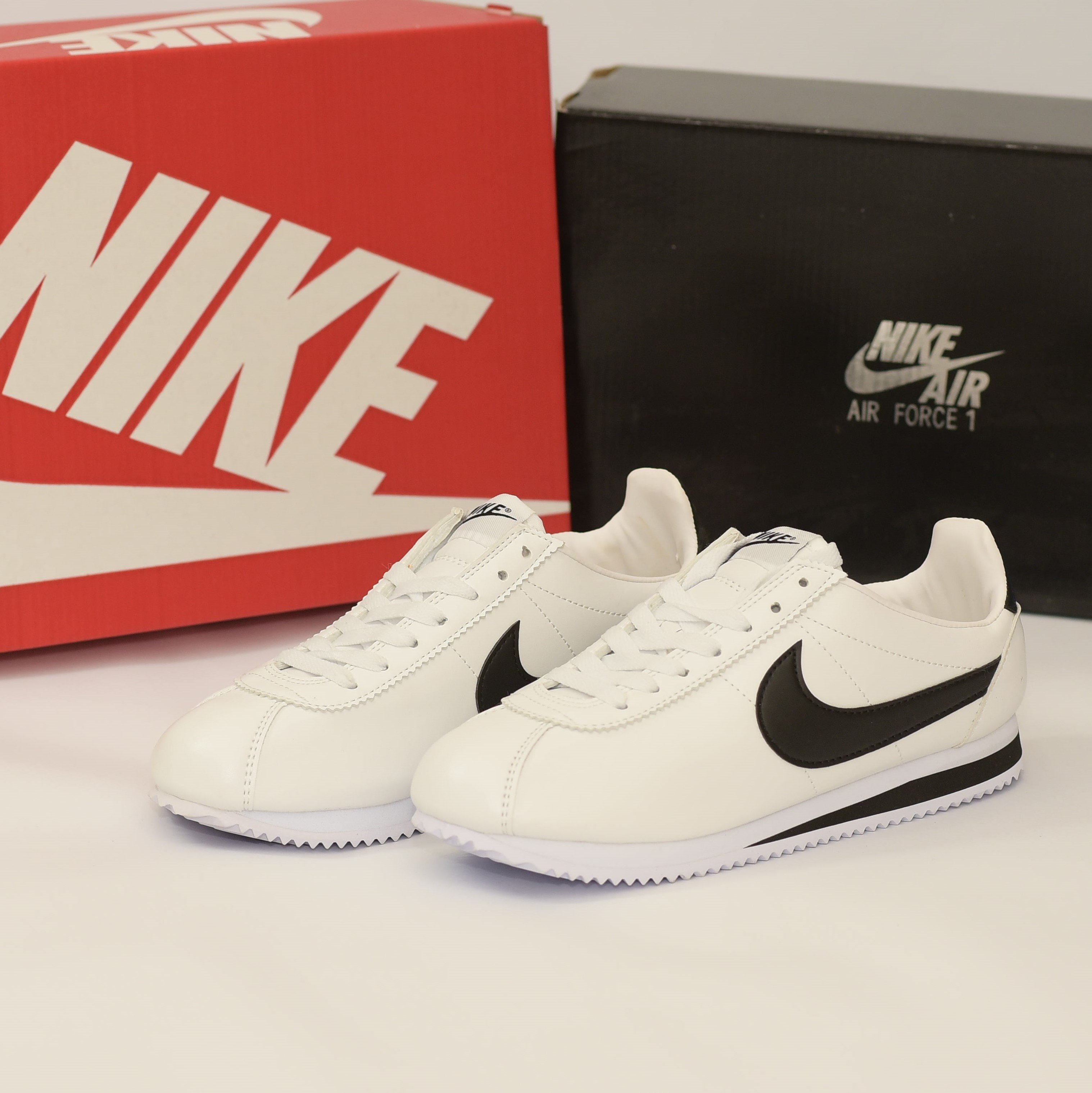 [Siêu Sale] Giày Sneaker Nam Nữ Cortez Trắng Đen (Fullbox+ Tặng hộp bảo vệ box)