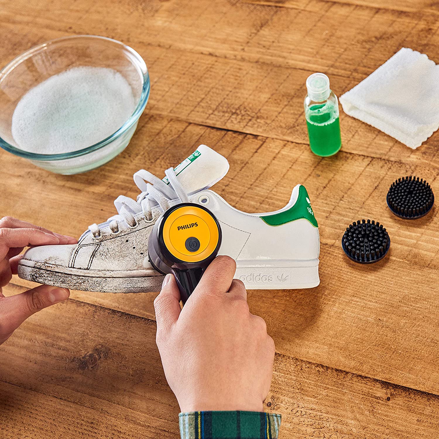 Máy vệ sinh giày Sneaker Cleaner GCA1000/60