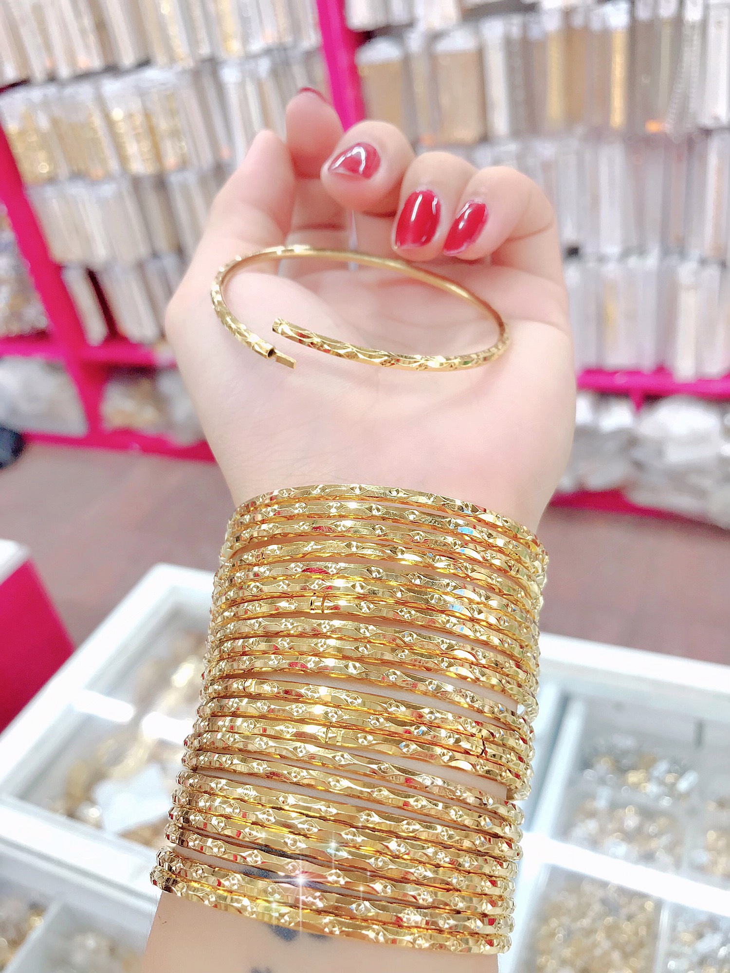 Bộ Vòng Xi Men 03 Li ( Gồm 07 Chiếc) Khóa Bấm Vàng Thật Mẫu 150805  - Giá Cả Phải Chăng - Đổi Trả Trong Vòng 07 Ngày - vàng non, si men