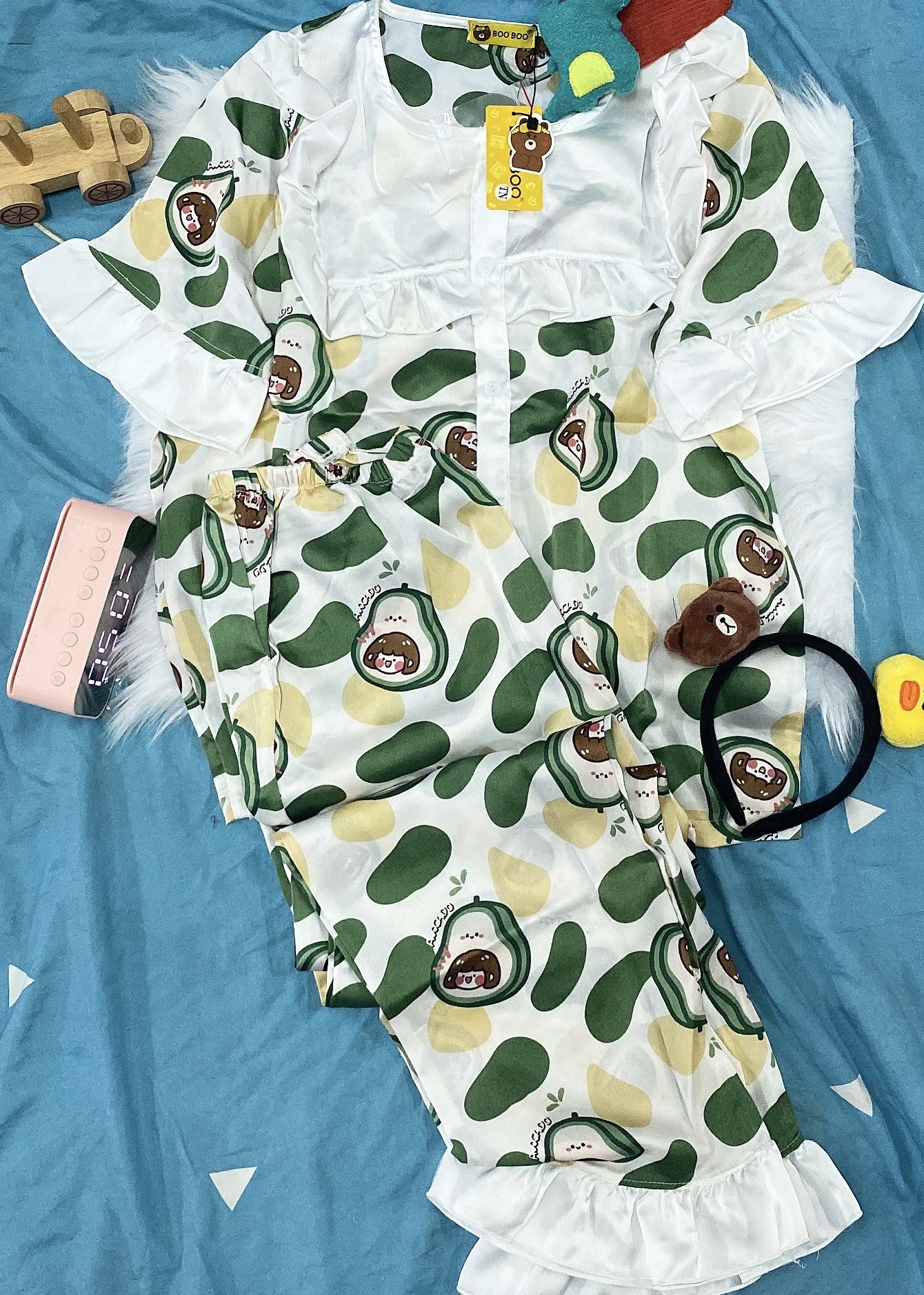 Đồ bộ pijama satin cao cấp tay ngắn quần dài họa tiết dễ thương - freesize 65kg