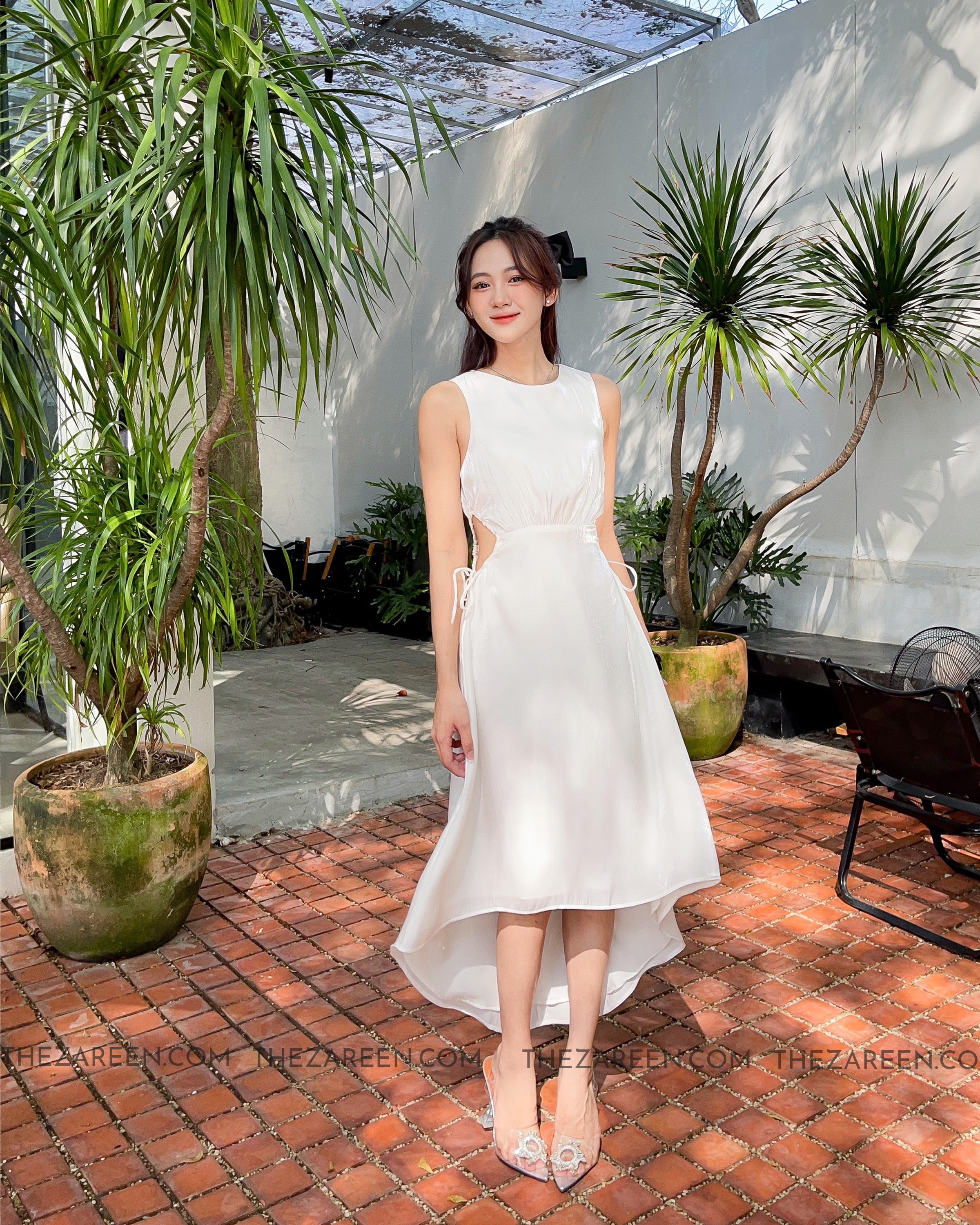 ZAREEN | ĐẦM DÀI KHOÉT EO DAX57 - TRẮNG