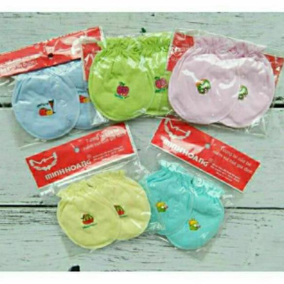 [HCM]Combo 1 Bịch 1 Đôi Bao Tay 1 Đôi Bao Chân Cho Bé Sơ Sinh