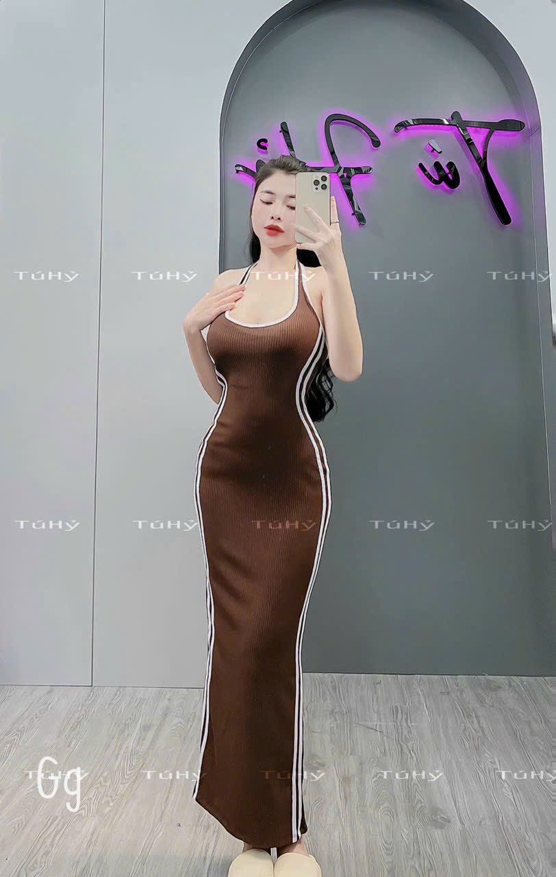 Đầm gân cổ yếm dáng dài ôm body kẻ sọc 2 bên hot hit