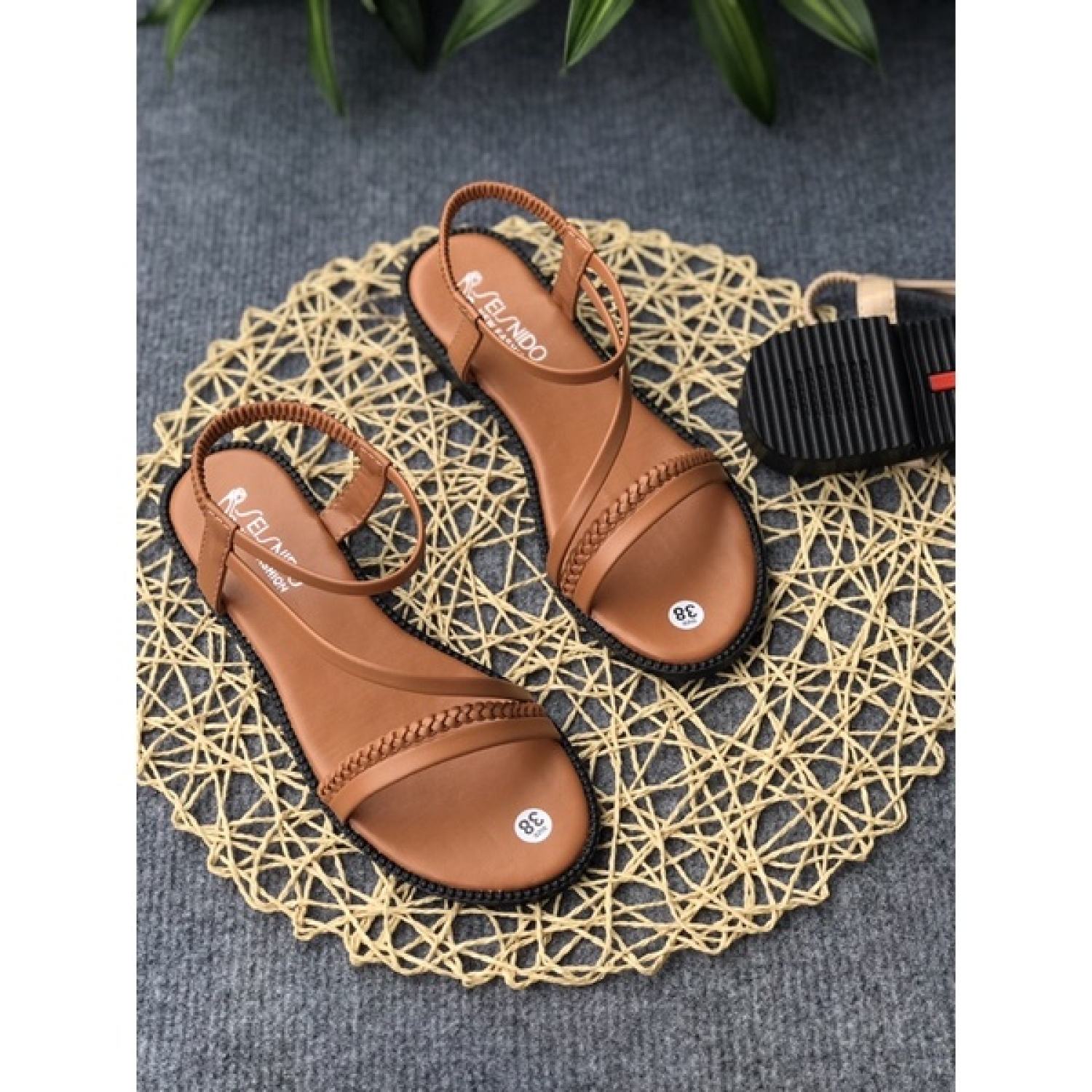 Giày sandal, dép xăng đan nữ dây chéo thắt bính