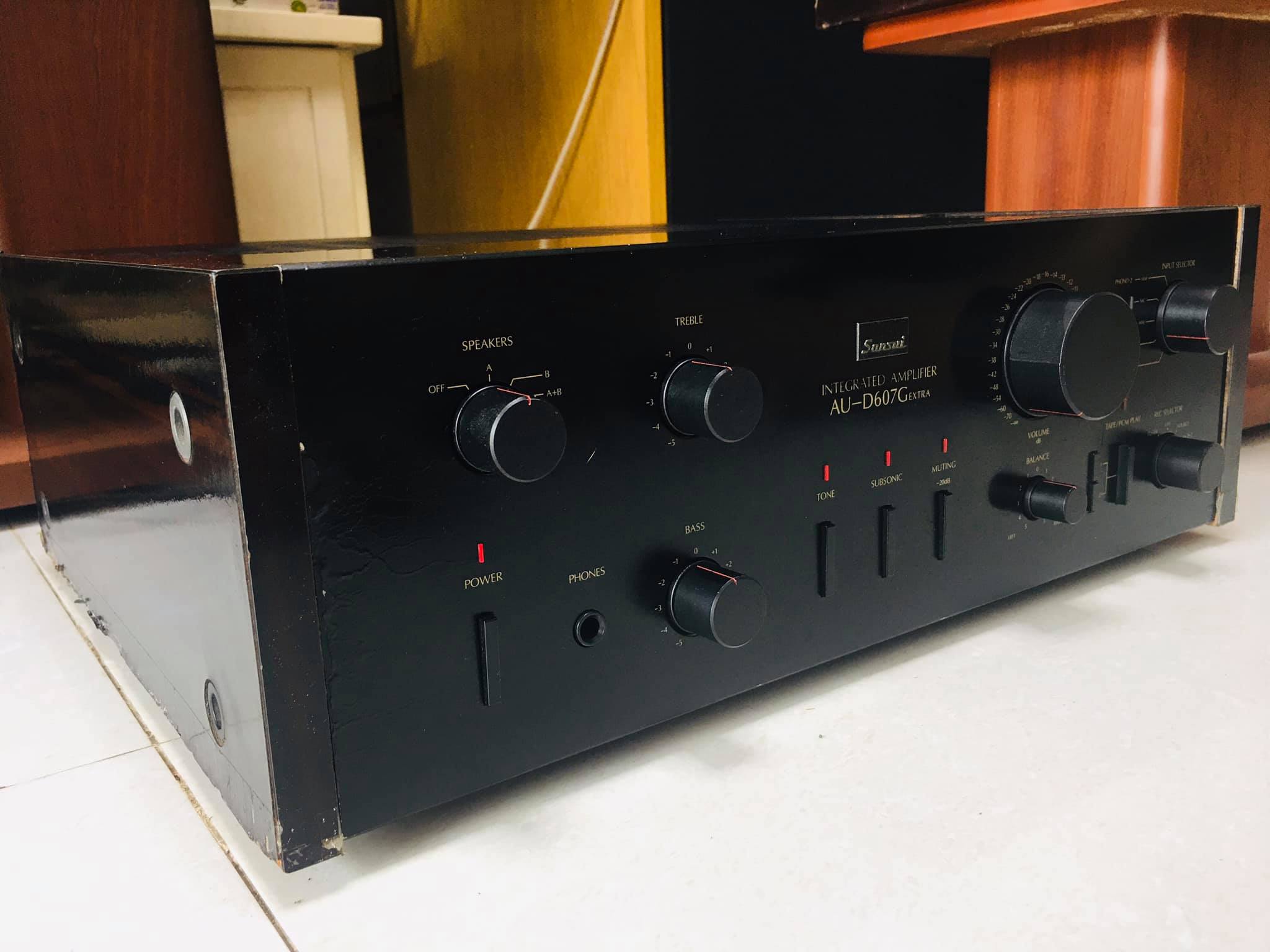 Amply Sansui AU D607G Extra