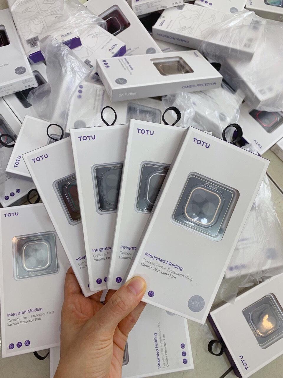 Miếng dán cường lực bảo vệ camera ip11 hãng TOTU