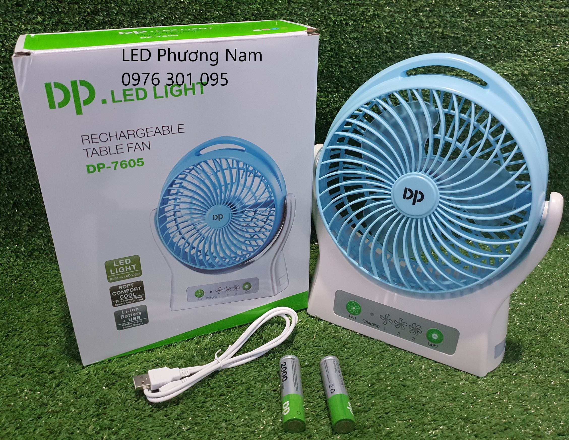 Quạt sạc điện siêu mát dp 7605 kèm đèn led