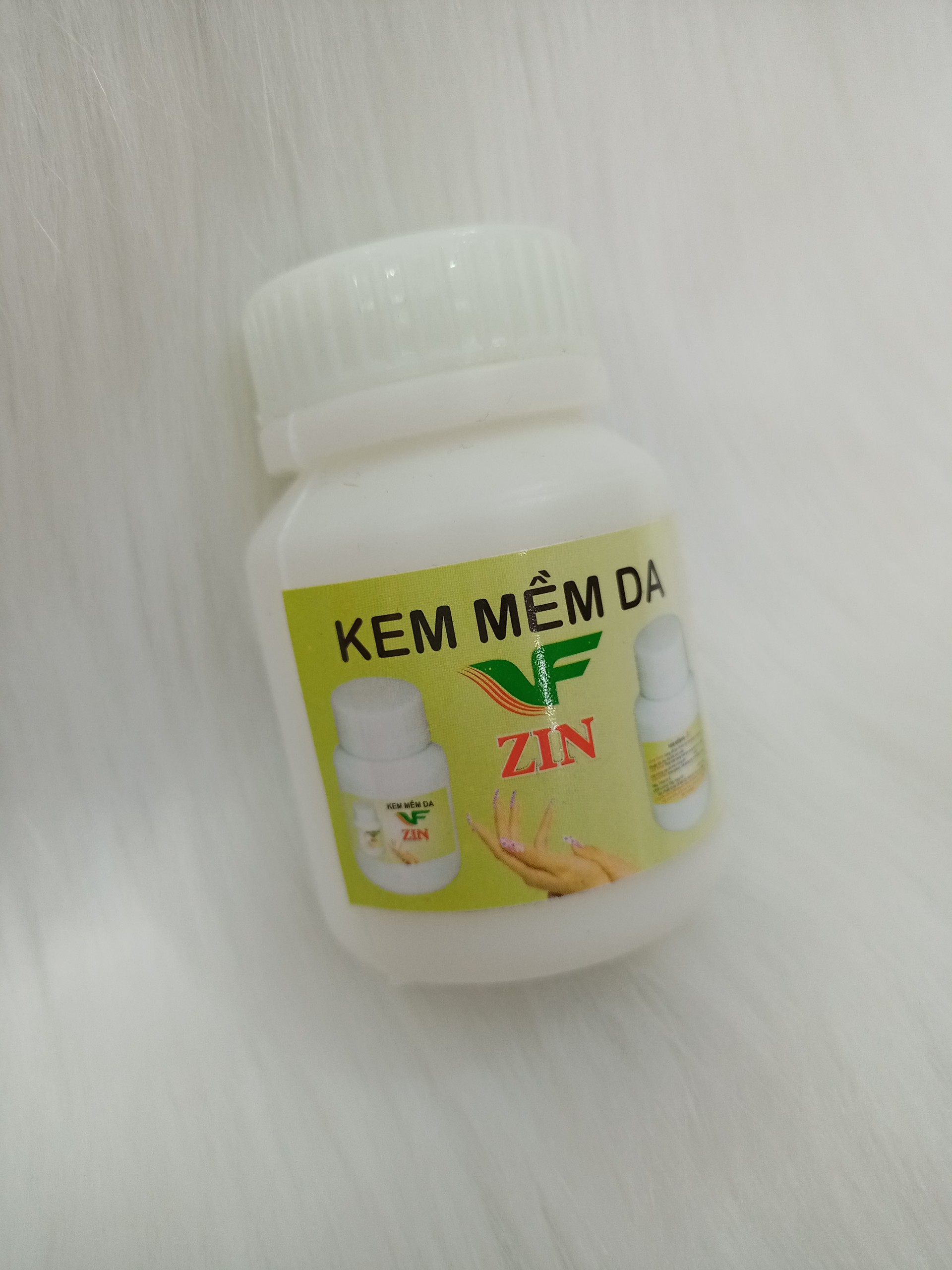 Kem mềm da móng TVF lốc 12 hủ