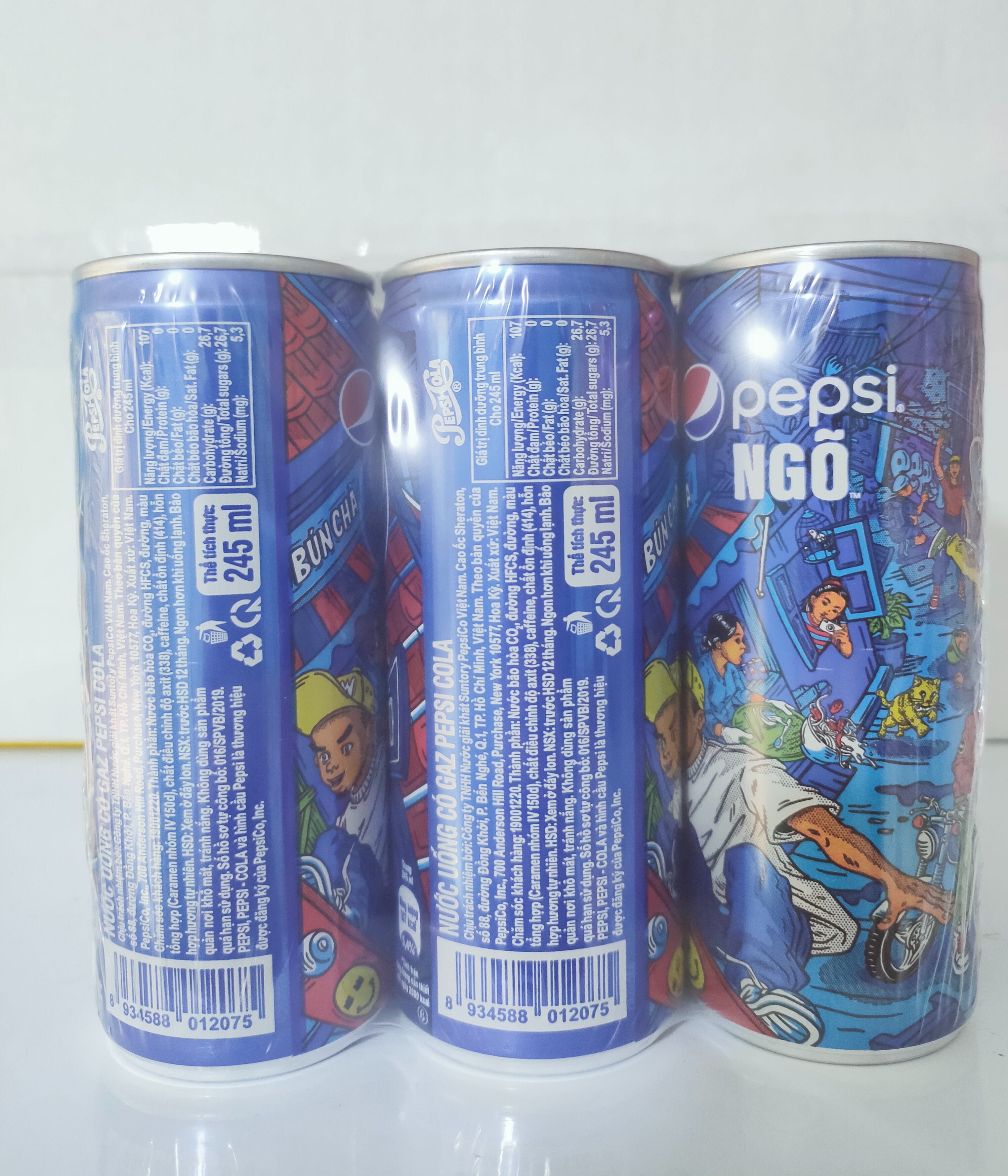 Lốc 6 lon Pepsi phiên bản giới hạn 245ml
