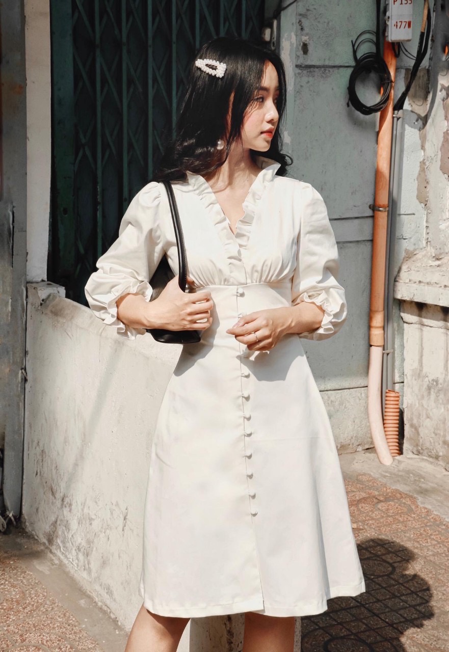 Đầm Trắng Cổ V Phối Bèo Cao Cấp Hottrend
